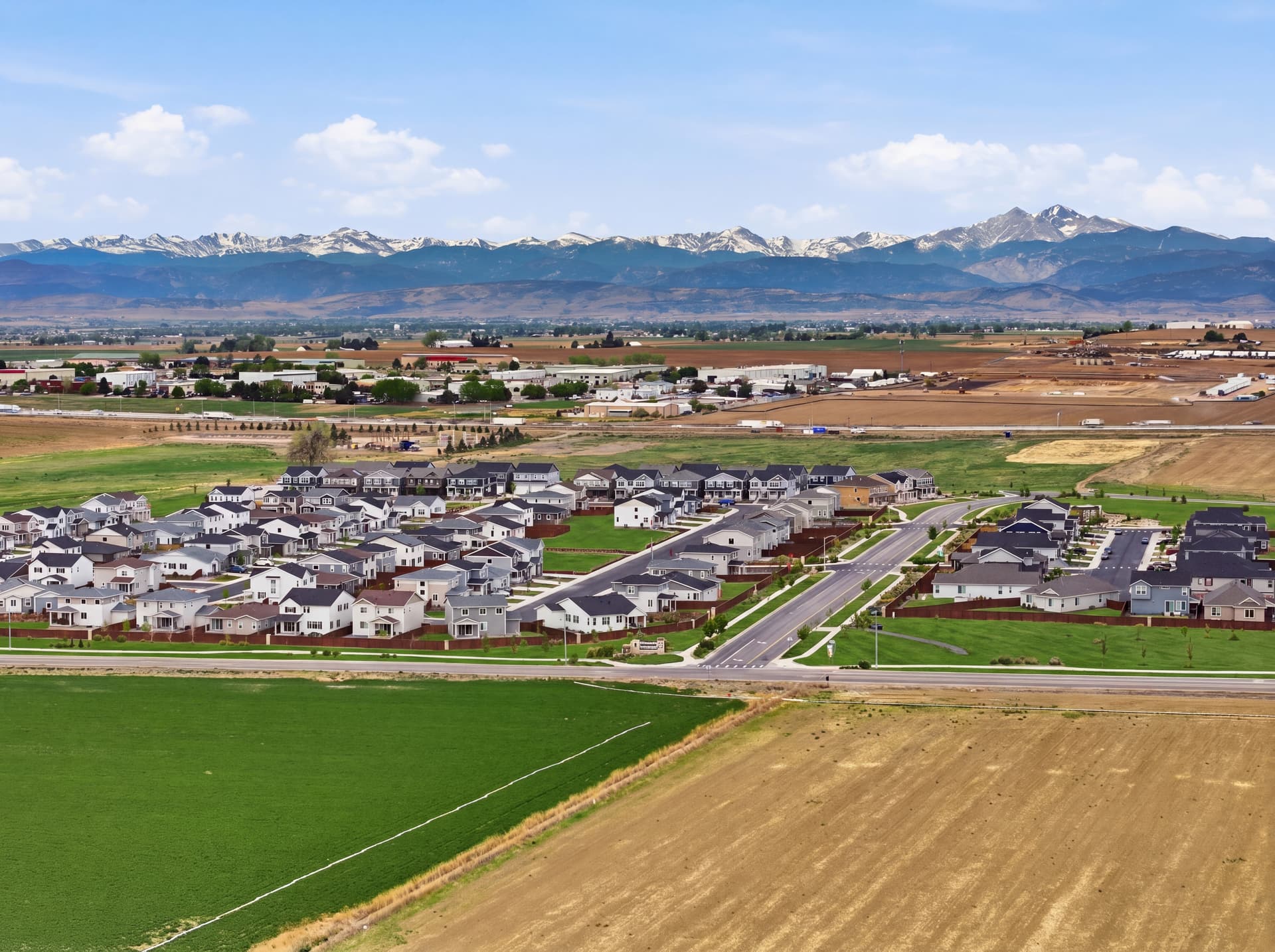 Drone_GreenGrass_1.jpg